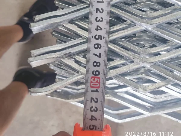 Grelha de Metal Expandido dimensão de largura