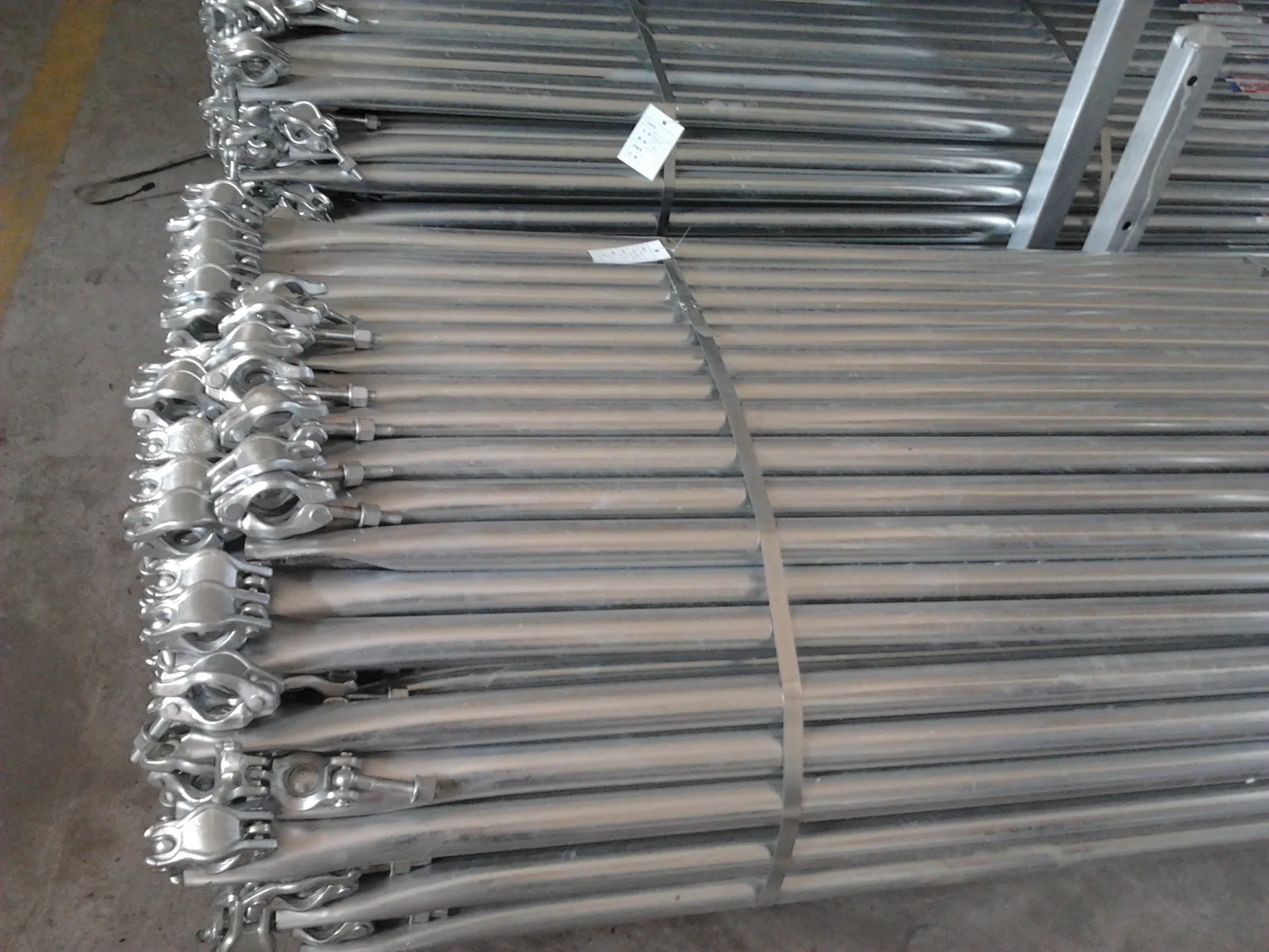Ringlock Scaffolding Clamp Brace Ringlock Scaffolding Clamp Brace - Swivel Clamp Brace for Lateral Bracing