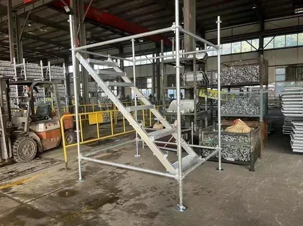 Universal Scaffold Stair side view