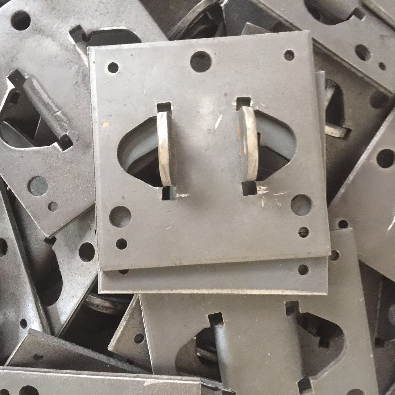 base for telescopic brace